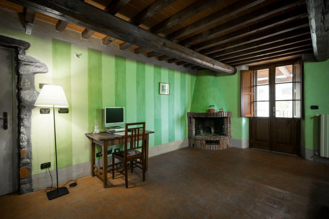 Poggio A Poppi Villa ภายนอก รูปภาพ