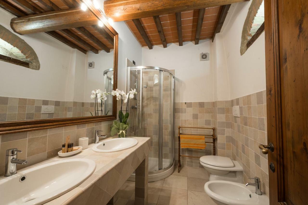 Poggio A Poppi Villa ภายนอก รูปภาพ