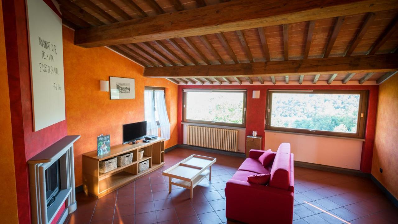 Poggio A Poppi Villa ภายนอก รูปภาพ